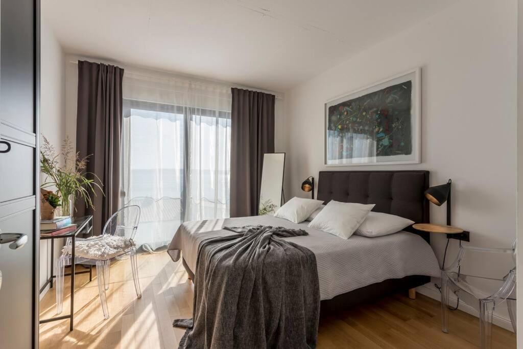 Holiday Home Lolina,Sea On A Palm! Heated Pool Trogir Extérieur photo